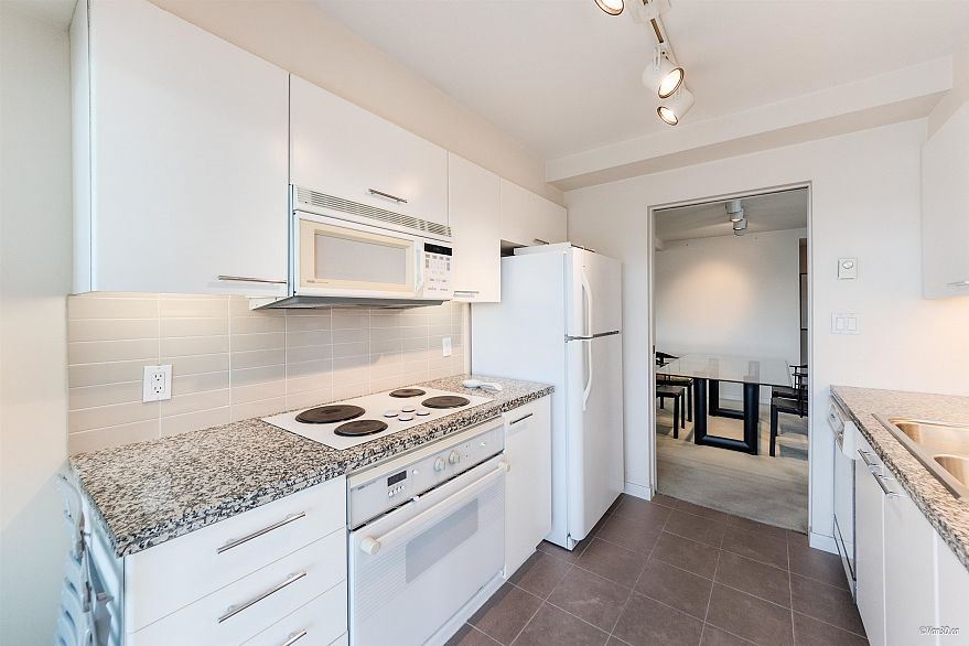 1006 1500 Hornby Street