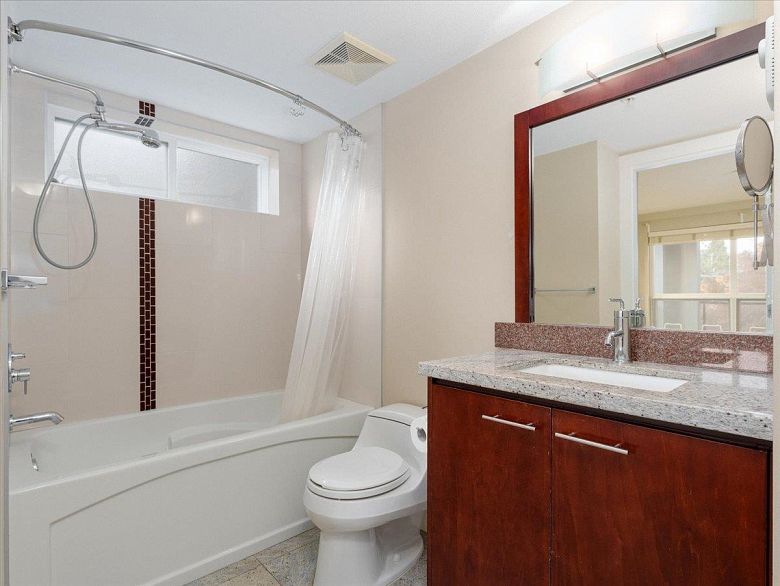 306 3839 W 4th Avenue