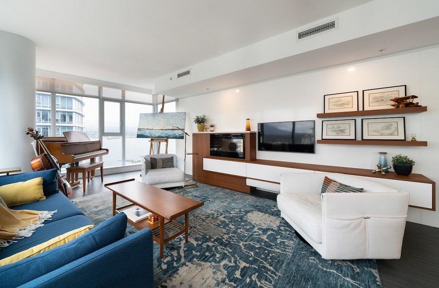 1702 1205 W Hastings Street