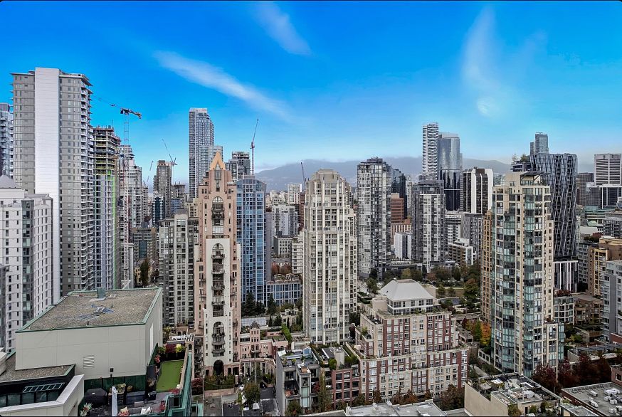 1802 1238 Richards Street