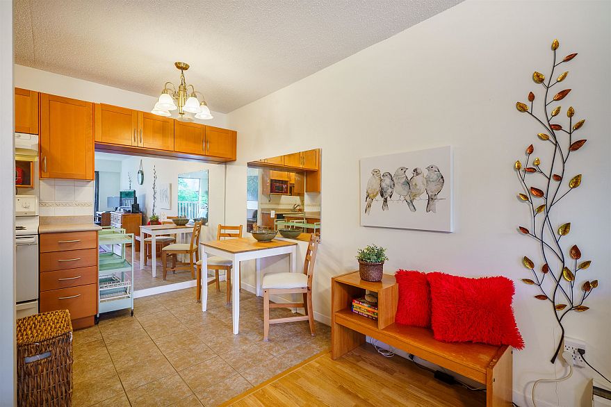 208 2255 W 5th Avenue