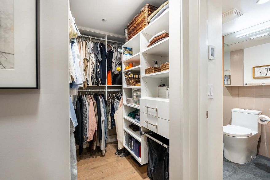 101 1858 W 5th Avenue