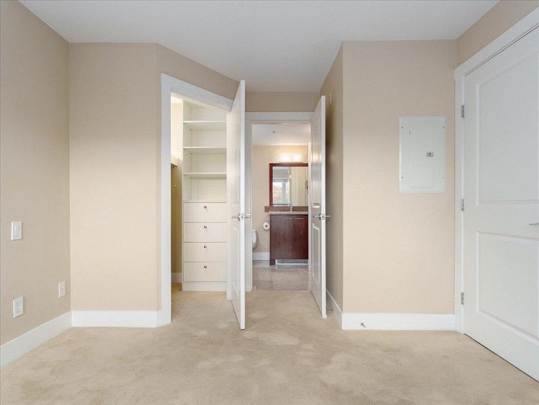 306 3839 W 4th Avenue