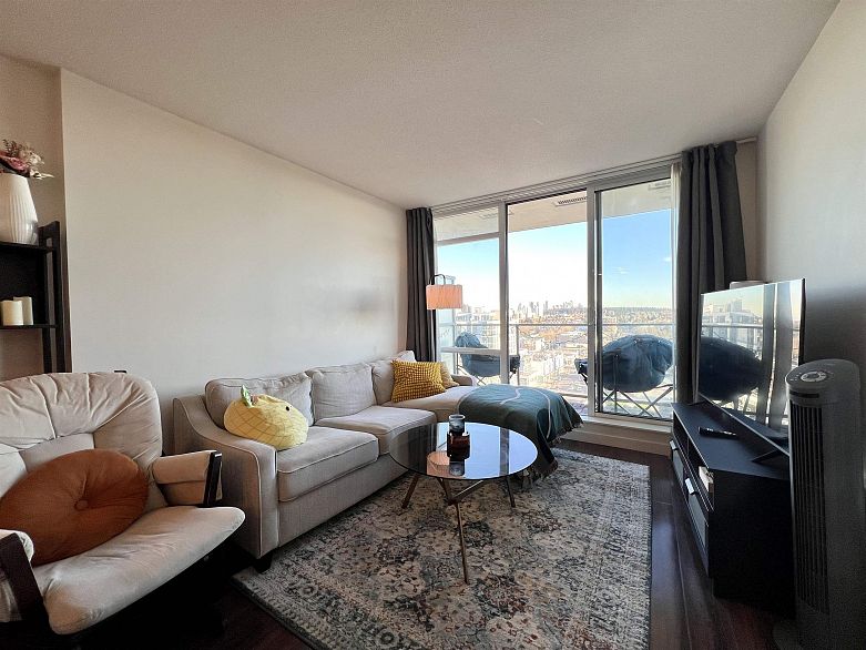 1906 4815 Eldorado Mews