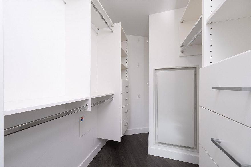 912 3557 Sawmill Crescent