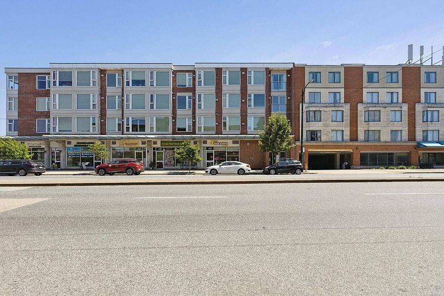 212 1838 Renfrew Street