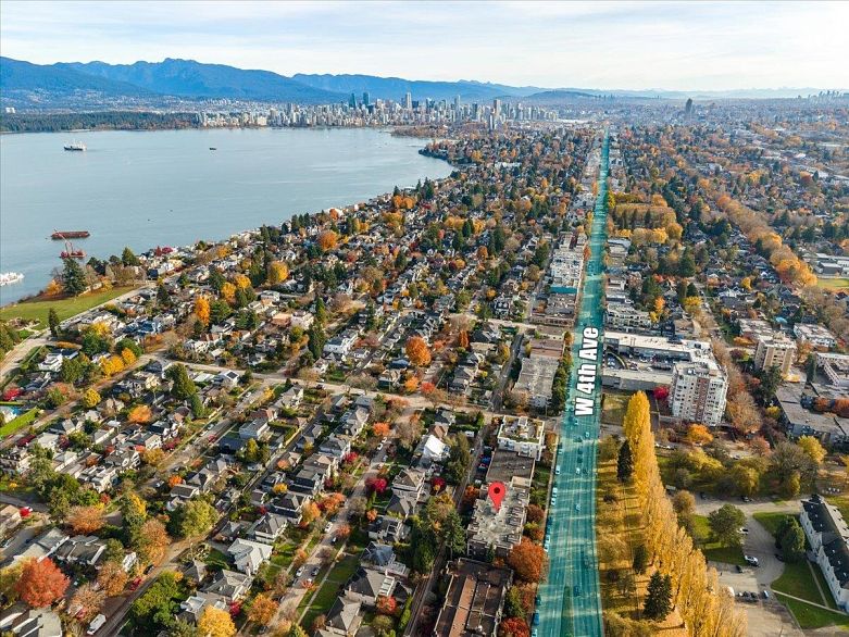 306 3839 W 4th Avenue