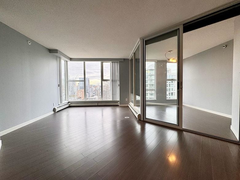 3002 1009 Expo Boulevard