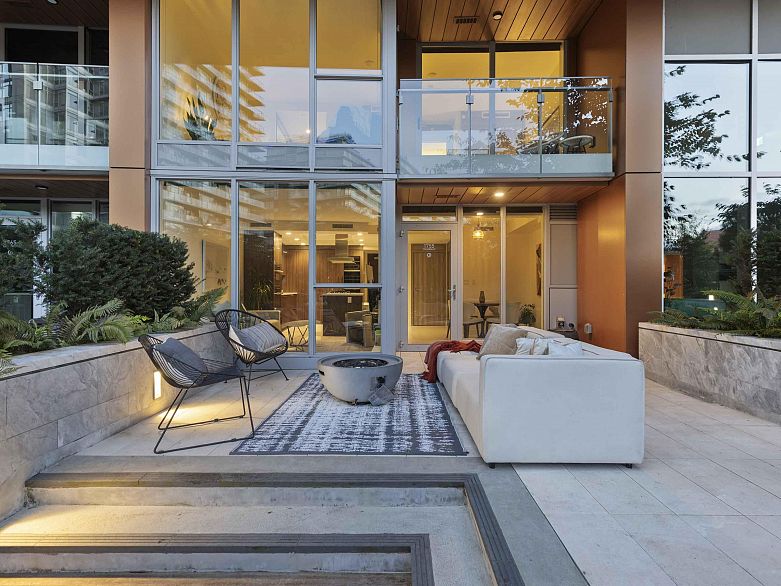 1755 Columbia Street