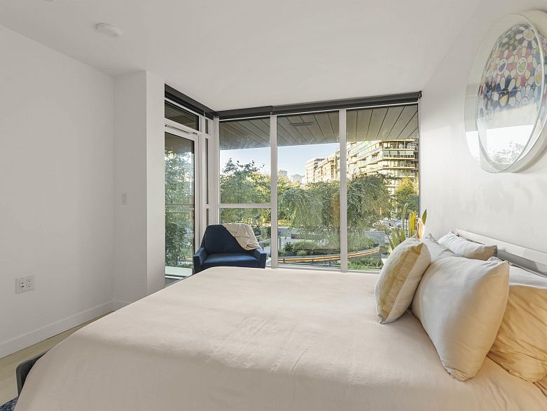 1755 Columbia Street