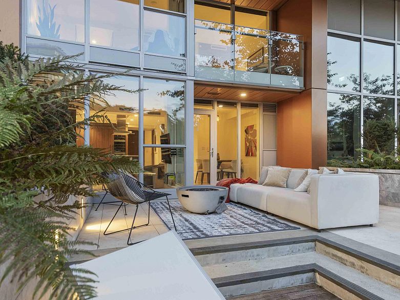 1755 Columbia Street