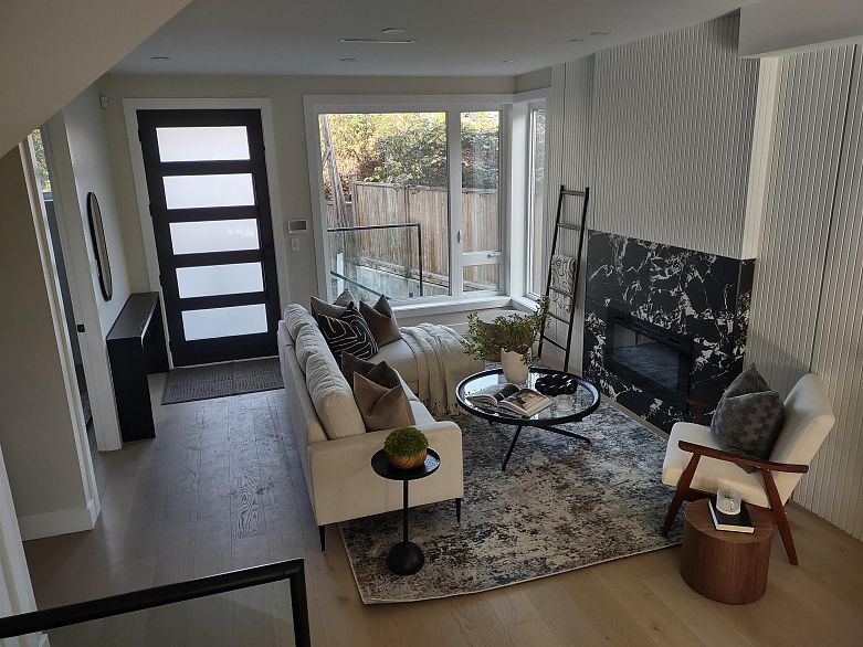 1 1706 W 68th Avenue