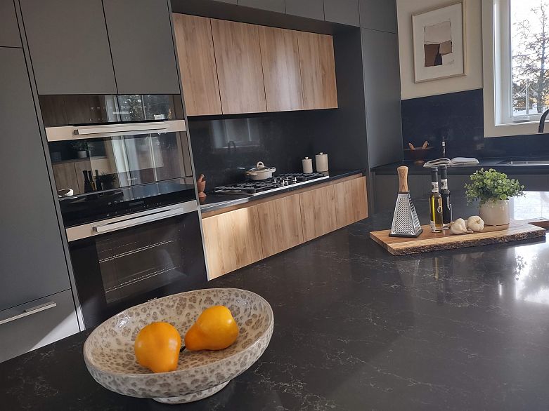 1 1706 W 68th Avenue