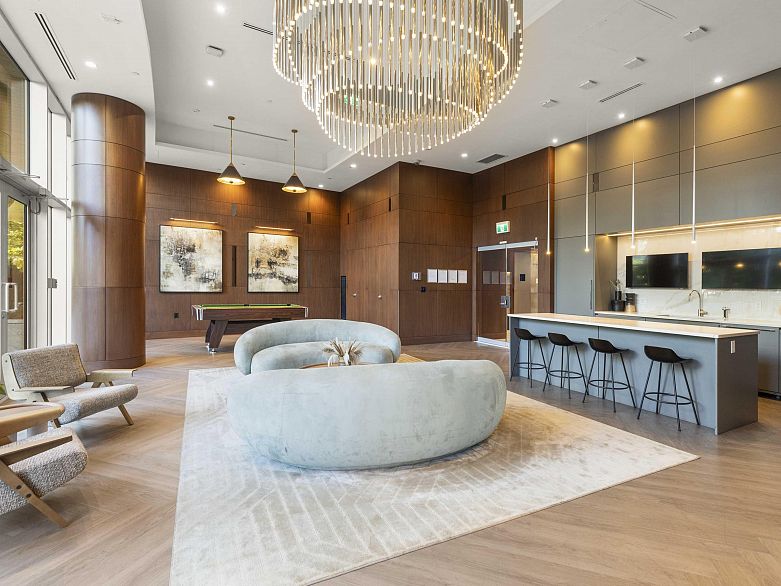 1755 Columbia Street