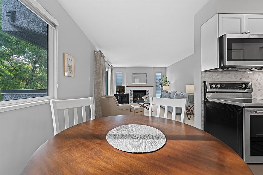 305 8775 Cartier Street