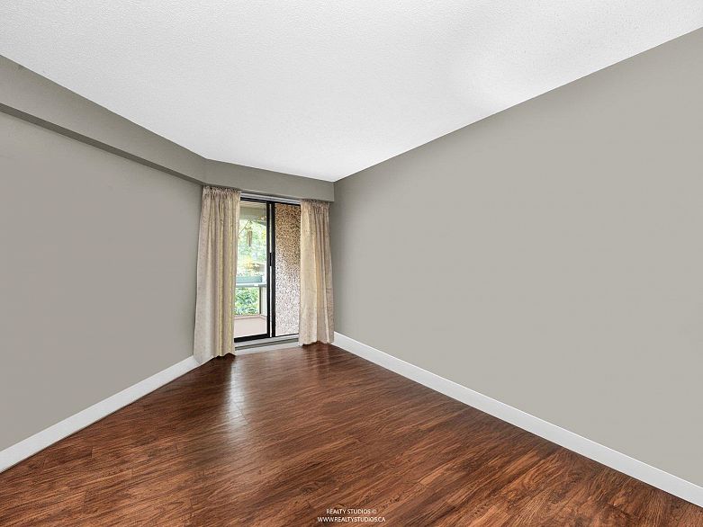 319 1500 Pendrell Street