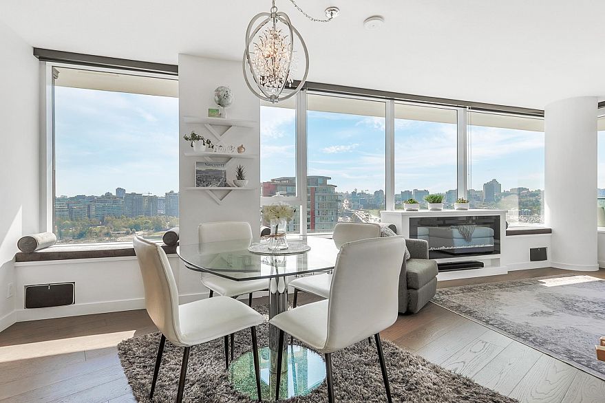 1509 68 Smithe Street