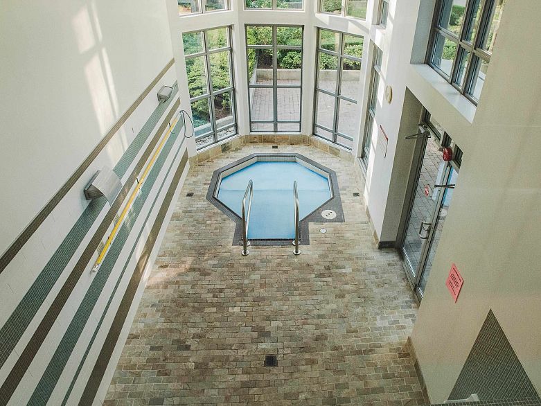 1506 1005 Beach Avenue