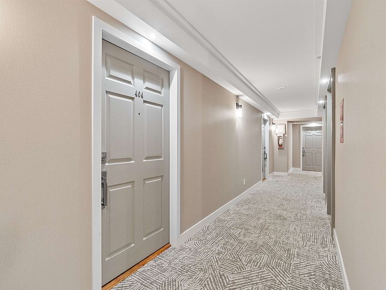 404 1159 Main Street