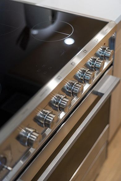 1 1937 Templeton Drive