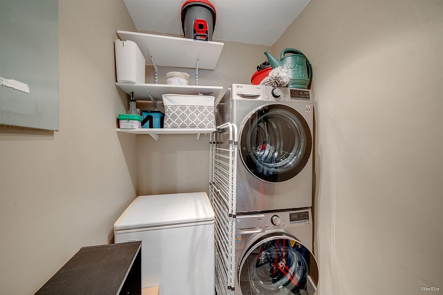 201 1100 W 7th Avenue