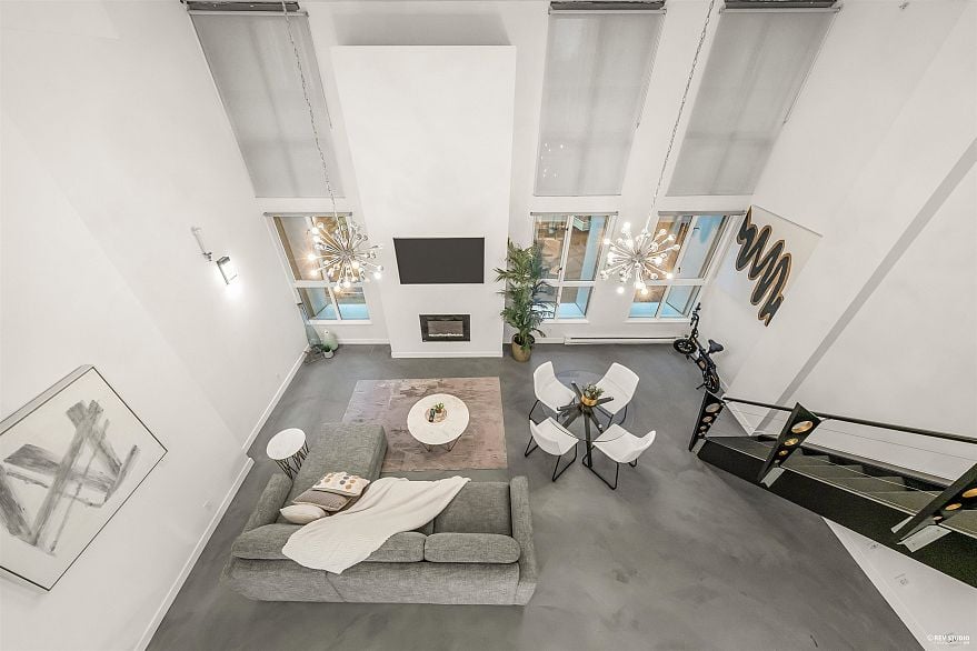 321 1238 Seymour Street