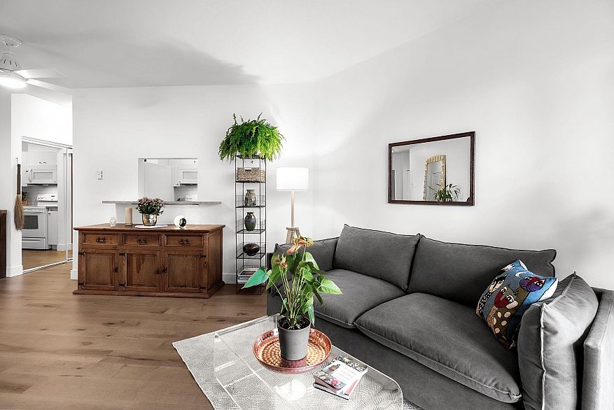 304 1928 Nelson Street