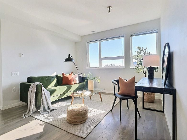 506 3289 Riverwalk Avenue