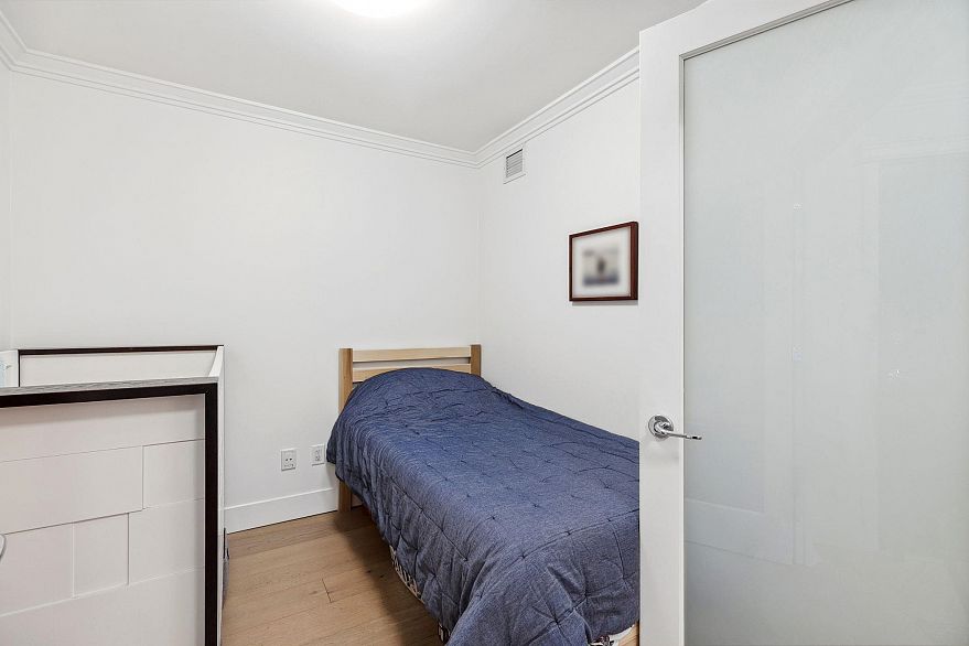 507 125 Milross Avenue