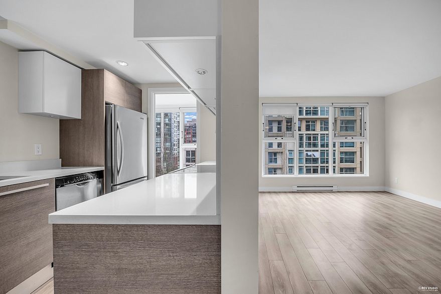 703 1323 Homer Street