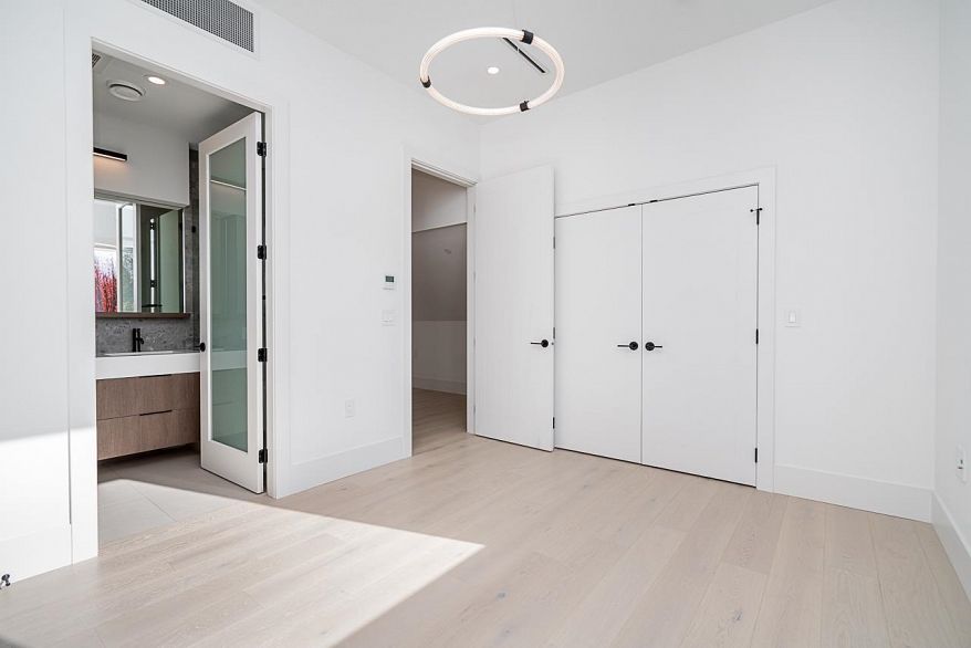 2 2460 Adanac Street