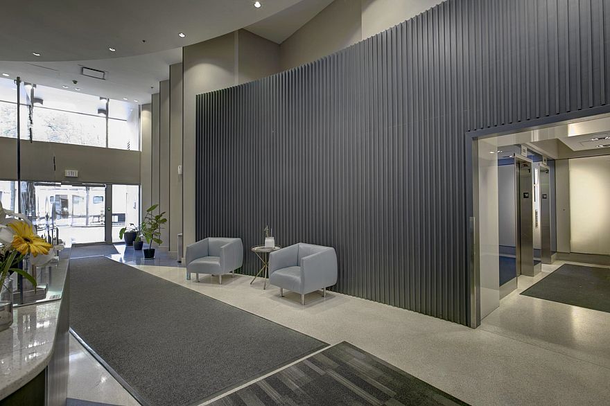 1303 938 Smithe Street