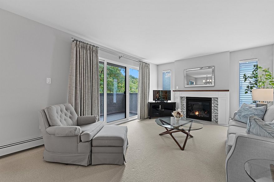 305 8775 Cartier Street