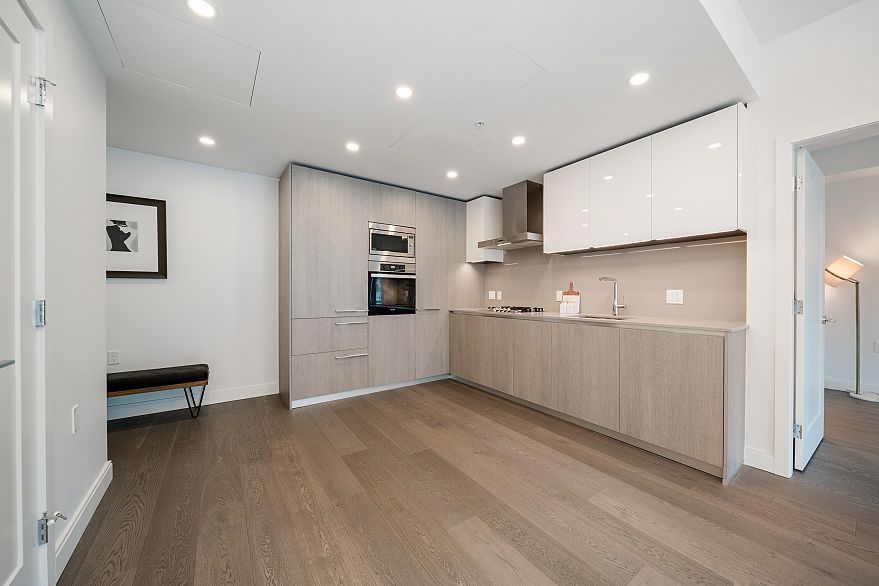 104 4932 Cambie Street