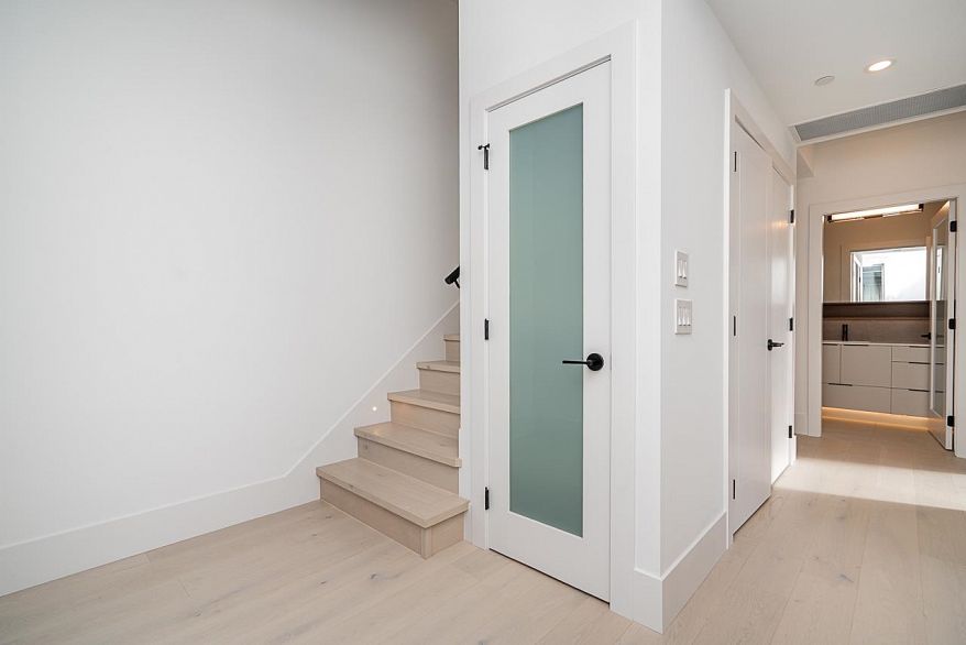 2 2460 Adanac Street