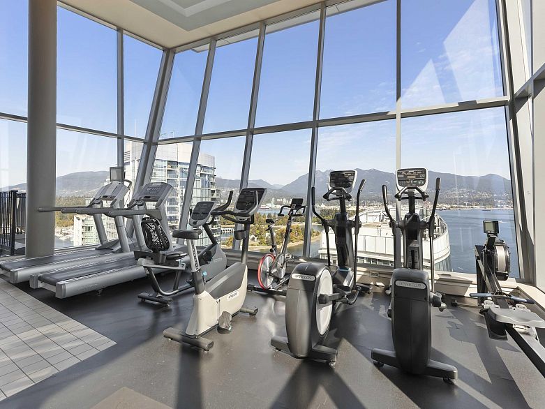 1505 1205 W Hastings Street