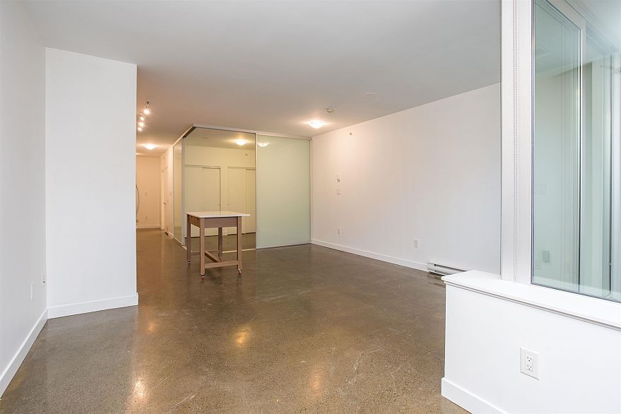 310 221 Union Street