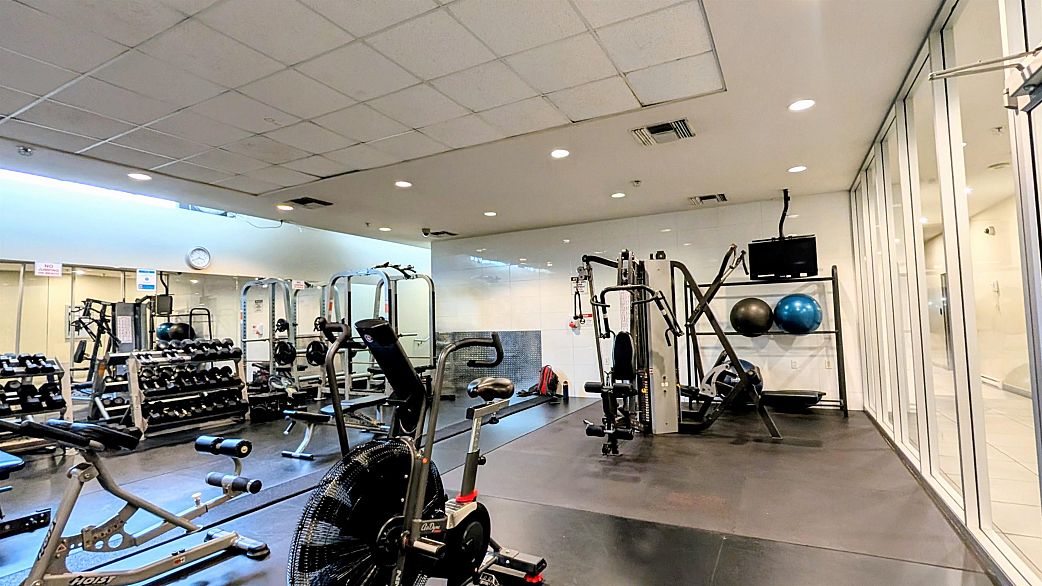 3301 233 Robson Street