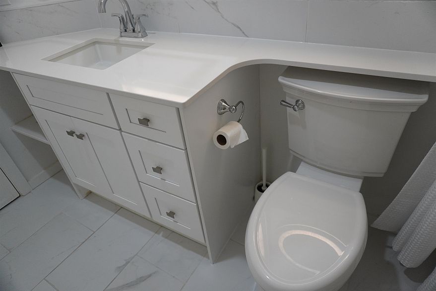 106 1868 E 11th Avenue