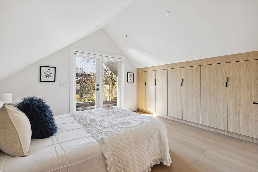 1 3081 West 14th Avenue