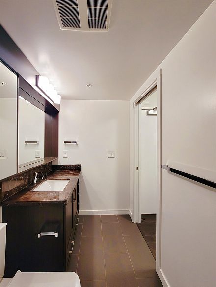 106 5515 Boundary Road