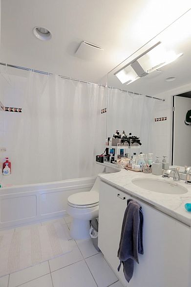 1301 1288 Alberni Street