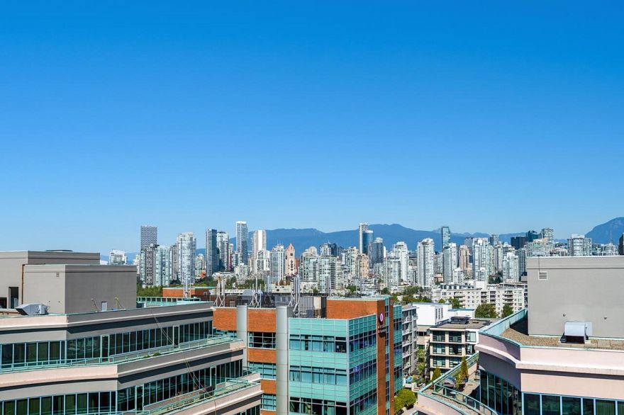 812 522 W 8th Avenue