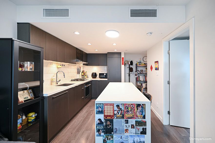 1409 8189 Cambie Street