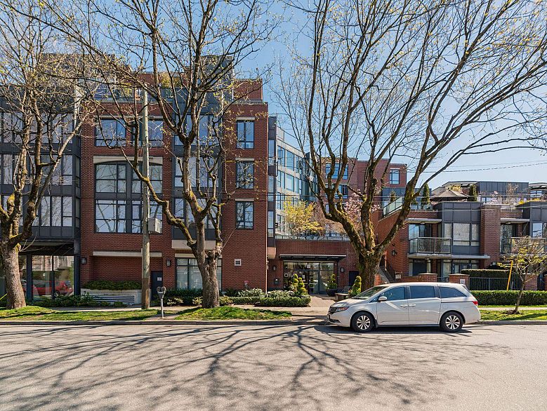 505 3228 Tupper Street