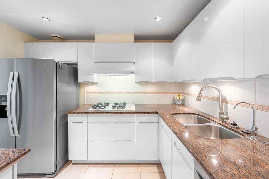 1001 535 Nicola Street