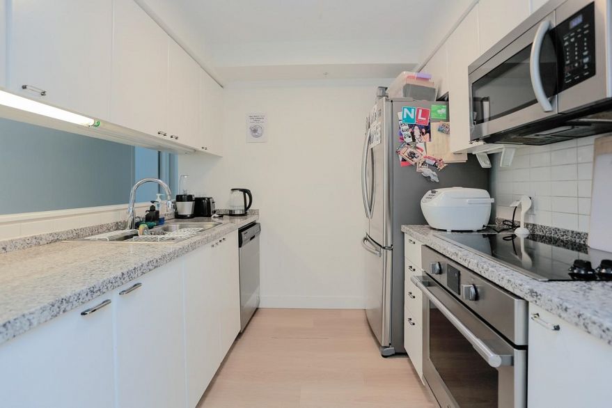 1301 1288 Alberni Street