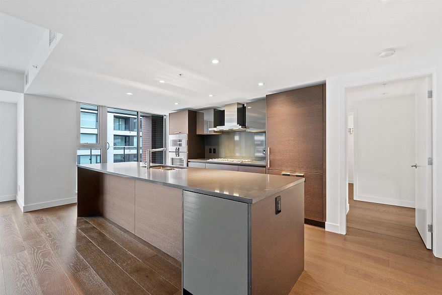 603 1571 W 57th Avenue