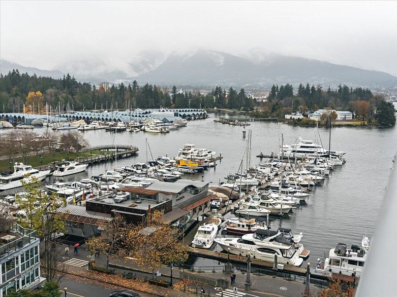 1008 590 Nicola Street