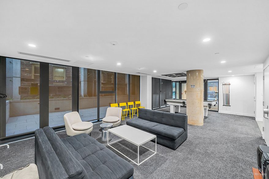 1902 1133 Hornby Street